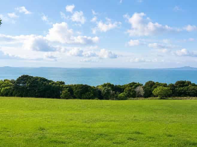 336 Pinecrest Drive, Gulf Harbour