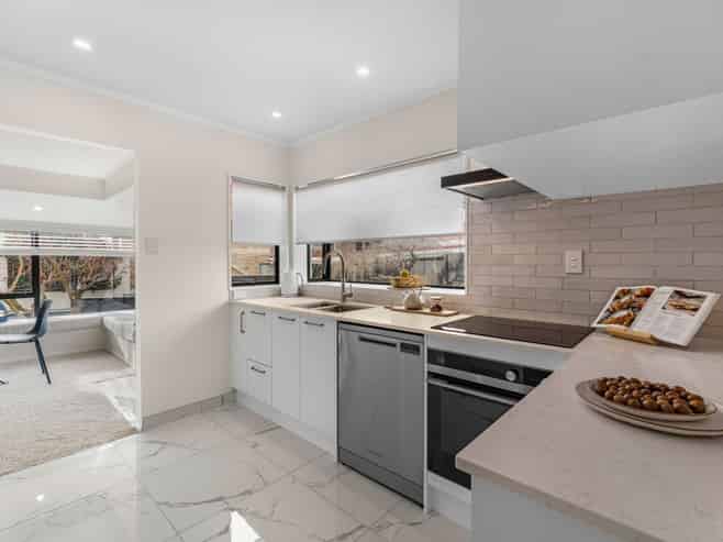 27A Comins Crescent, Mission Bay