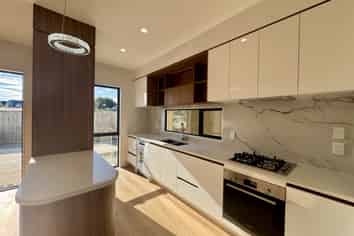 17A Bahari Dr, Ranui