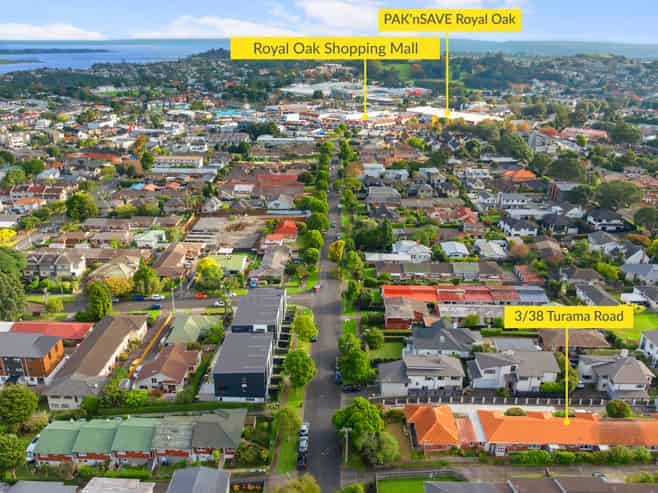3/38 Turama Road, Royal Oak