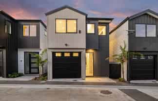 2/73 Te Taruna Drive, Milldale