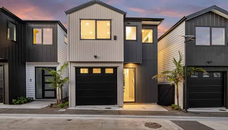 2/73 Te Taruna Drive, Milldale