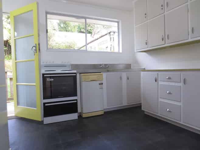 1A Clementine Way, Crofton Downs