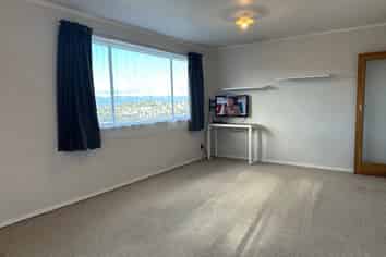 1A Clementine Way, Crofton Downs