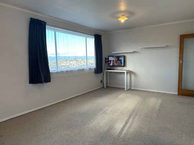 1A Clementine Way, Crofton Downs