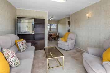 10a Gould Street, Russell