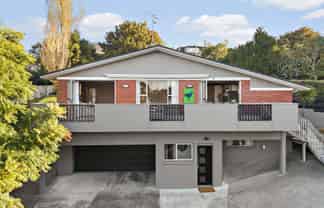 37 Stephen Lysnar Place, Hillsborough