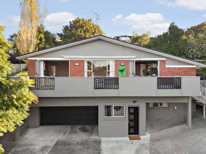 37 Stephen Lysnar Place, Hillsborough