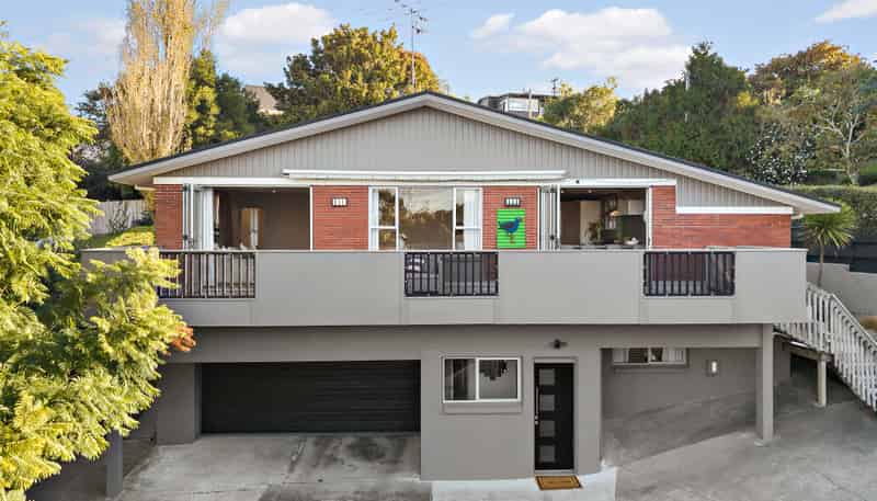37 Stephen Lysnar Place, Hillsborough
