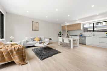 B/37 Kingdale Road, Henderson