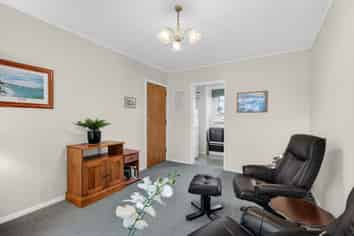 4/250 Muritai Road, Eastbourne
