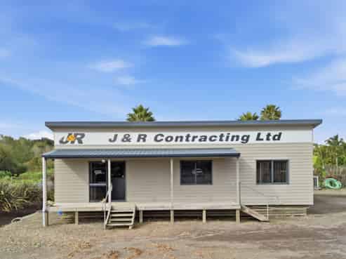Prime 3,902sqm secured yard with holding income