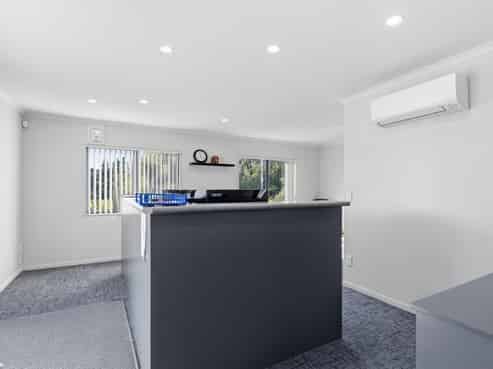 Prime 3,902sqm secured yard with holding income