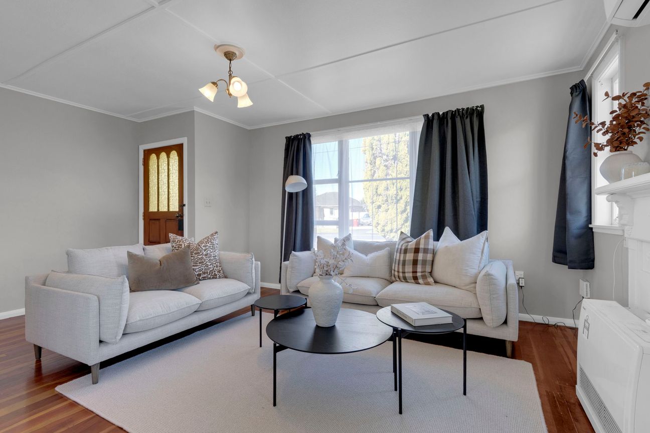 Refurbished & Freehold in Woodstock School Zone – pohled 5