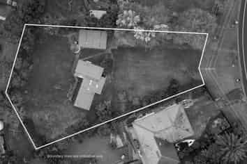 1364 Whangaparaoa Road, Army Bay