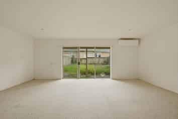 5/17 Charlenne Close, Ranui
