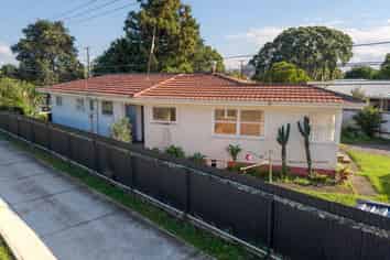 97 Gloria Avenue, Te Atatu Peninsula