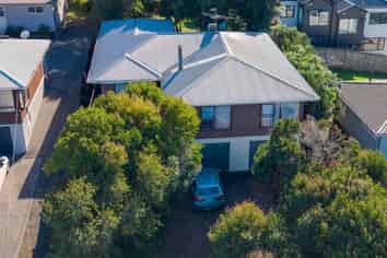 56 Woodford Avenue, Henderson