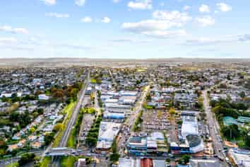 High-Yield Corner Site Investment