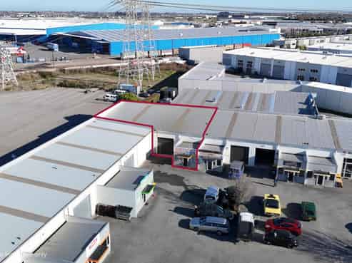Practical & Well-Priced Industrial Premises