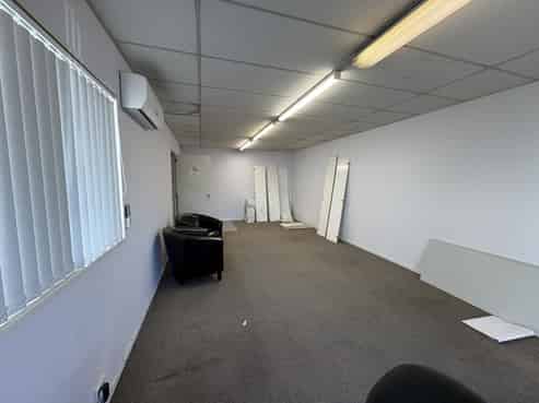 Practical & Well-Priced Industrial Premises