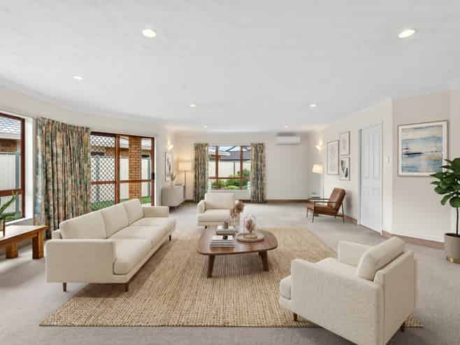 6 Cheval Place, Taradale