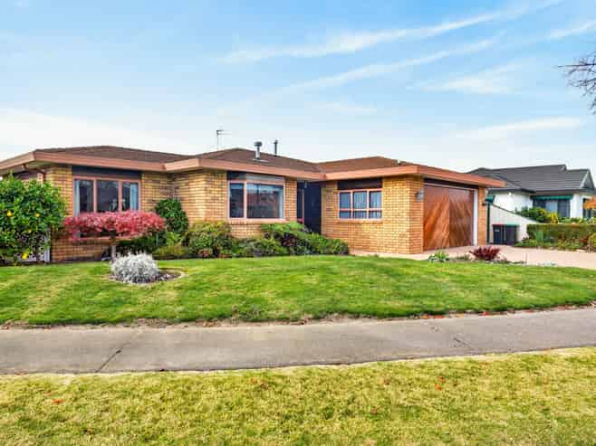 6 Cheval Place, Taradale