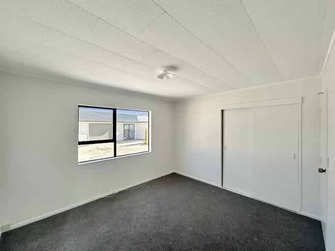 420a Tremaine Avenue, Takaro