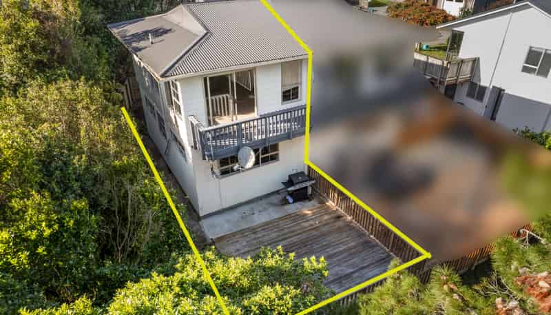 6 Cyril Way, Paparangi