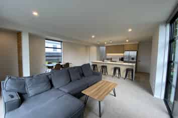 1/121 Packe Street, Saint Albans