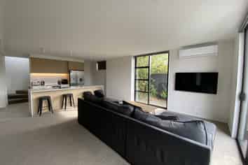 1/121 Packe Street, Saint Albans