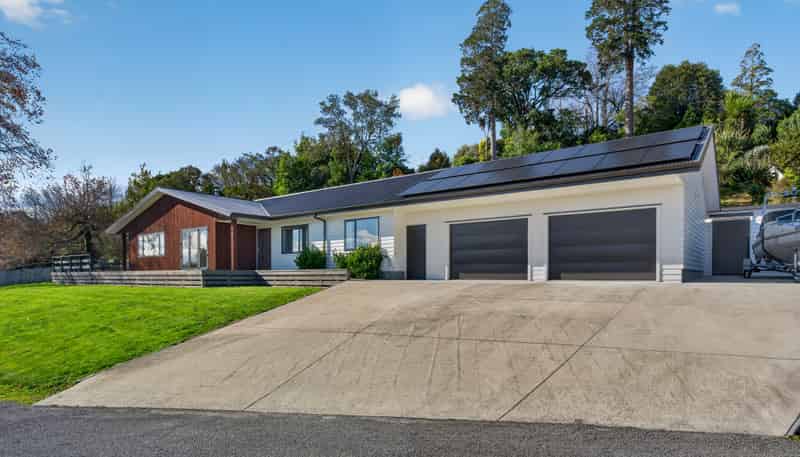 9 Opaki Meadows Lane, Masterton