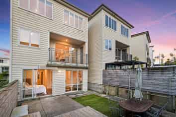 10 Panakenake Way, Flat Bush