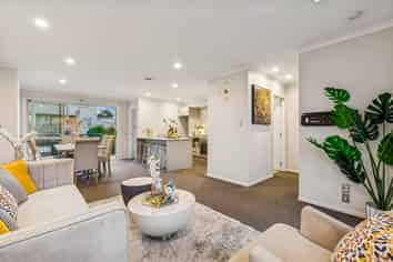 10 Panakenake Way, Flat Bush