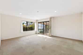 67 Burswood Drive, Burswood