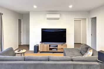 7 Farnborough Way, Rolleston