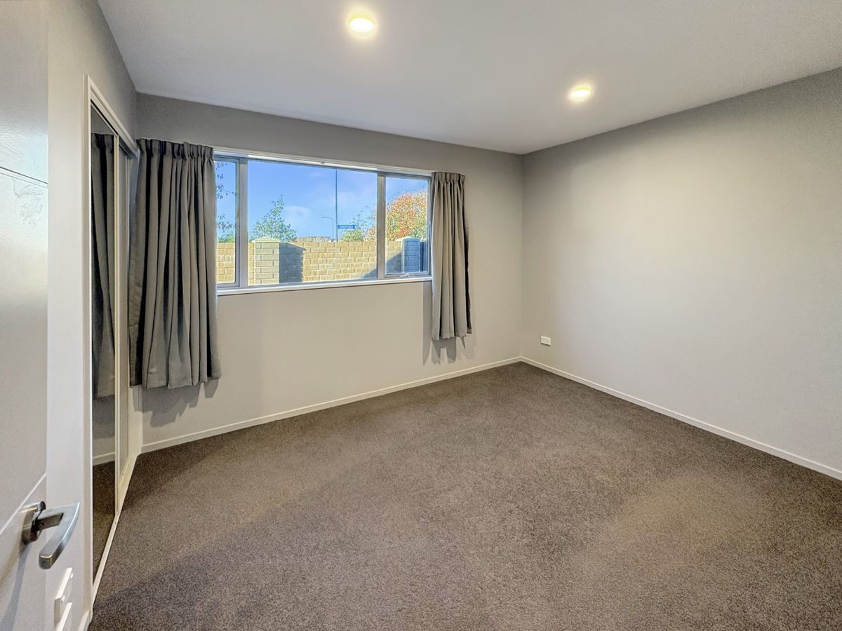 ROLLESTON - 3 BEDROOMS - Widok 6