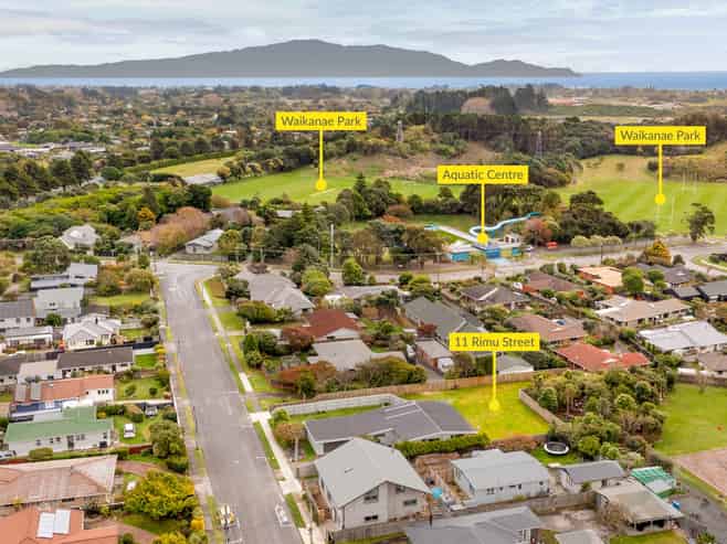 11 Rimu Street, Waikanae