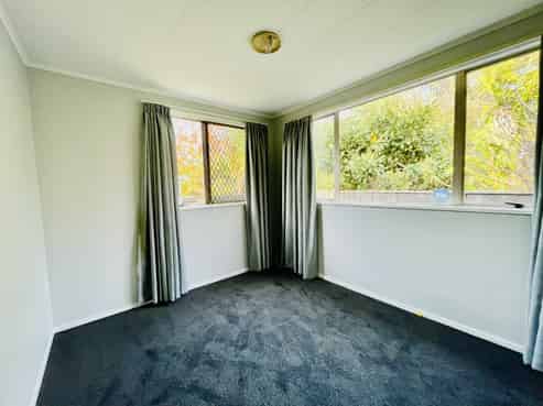 2/801 Hastings Street North, Mayfair
