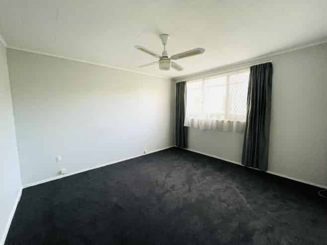 2/801 Hastings Street North, Mayfair