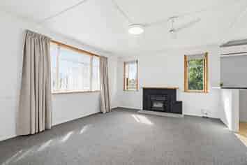 71 Meadowbank Crescent, Fordlands