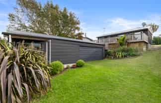 6 Te Hutewai Road, Raglan