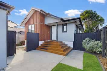357 Estuary Road, South New Brighton