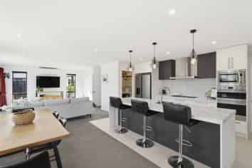 23 Whitehorn Drive, Lincoln