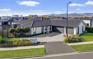 23 Whitehorn Drive, Lincoln
