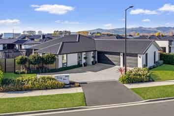 23 Whitehorn Drive, Lincoln