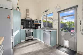 41 Panorama Drive, Enner Glynn