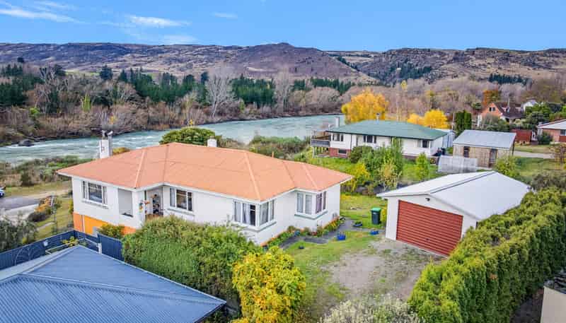 4 Tweed Street, Roxburgh