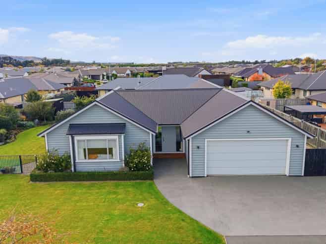 12 Claremont Crescent, Amberley