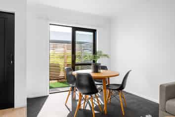 7/1 Vialou Street, Hamilton Central